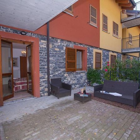 Vista D'Oro Apartments ペルレード エクステリア 写真