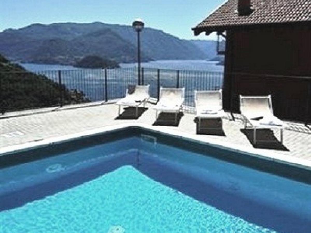 Vista D'Oro Apartments ペルレード エクステリア 写真